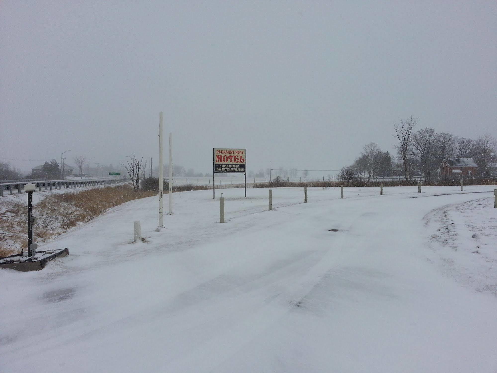 Pleasant Stay Motel Ancaster ภายนอก รูปภาพ